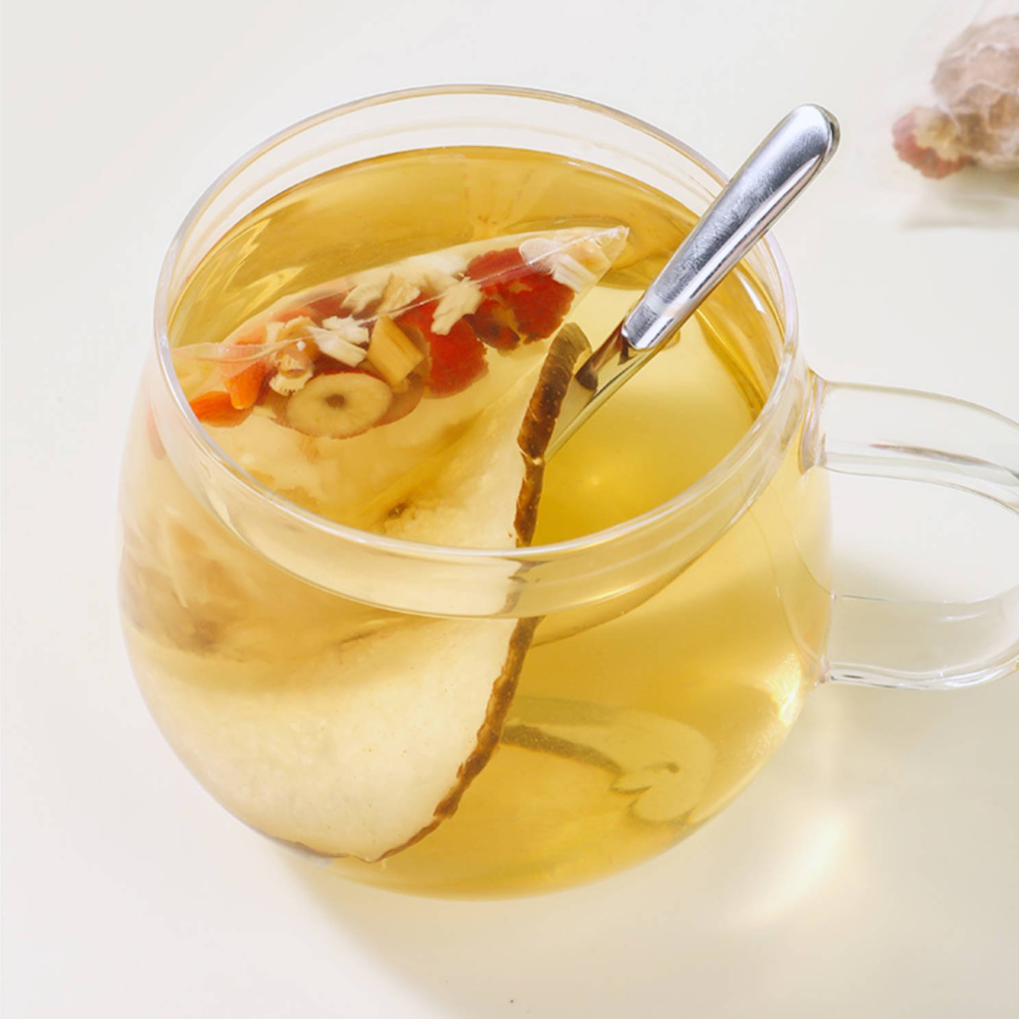 pear tea with goji berry, red dates & rock candy